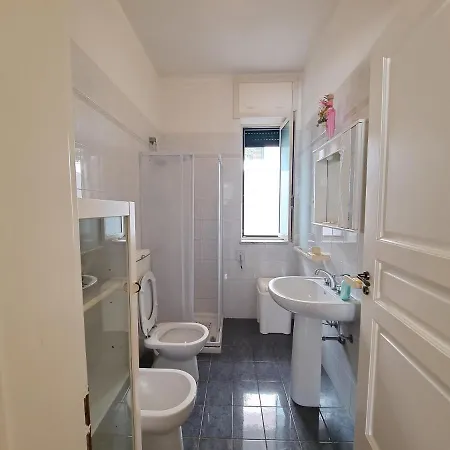 Casa Vittorio A 100m Dalla Sabbia 度假居 *